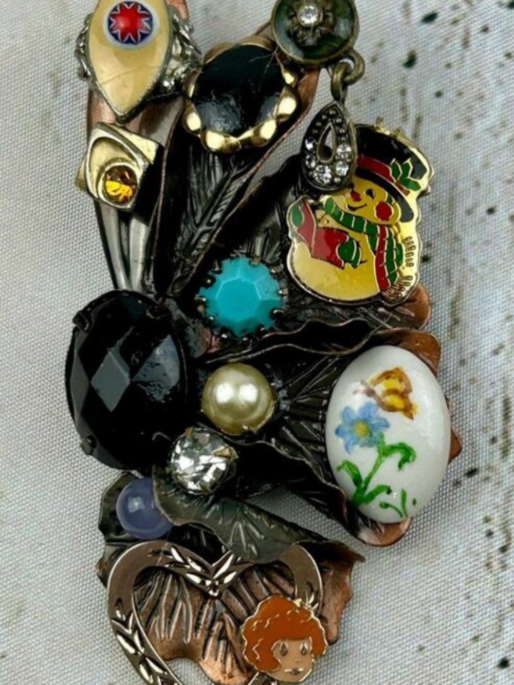 Estate to now Jewlery in green hinged jar Jewelry Lot no research - Picture 9 of 11